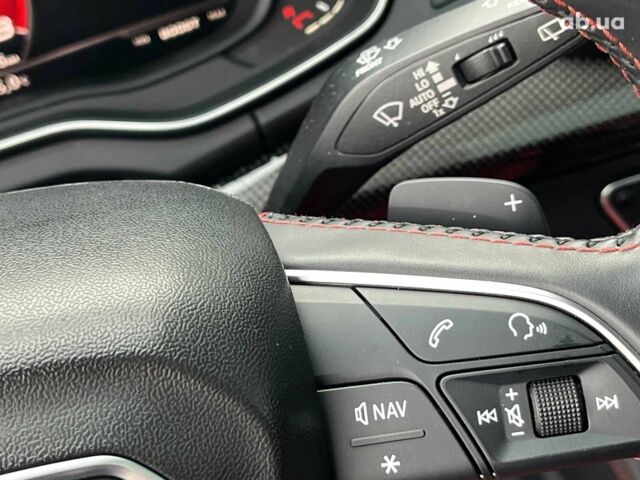 Чорний Ауді SQ5, об'ємом двигуна 3 л та пробігом 99 тис. км за 34940 $, фото 38 на Automoto.ua