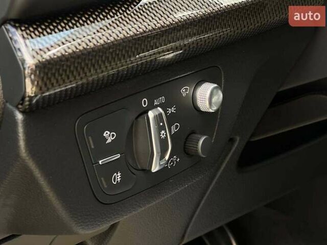 Чорний Ауді SQ5, об'ємом двигуна 3 л та пробігом 96 тис. км за 41500 $, фото 12 на Automoto.ua