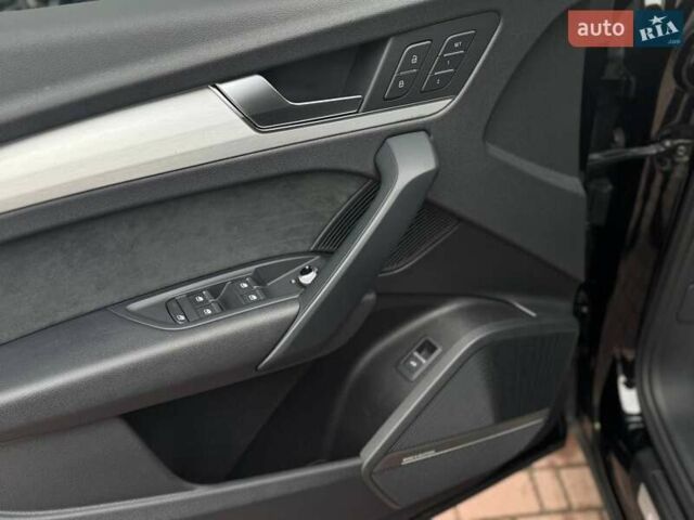 Чорний Ауді SQ5, об'ємом двигуна 3 л та пробігом 169 тис. км за 27500 $, фото 23 на Automoto.ua