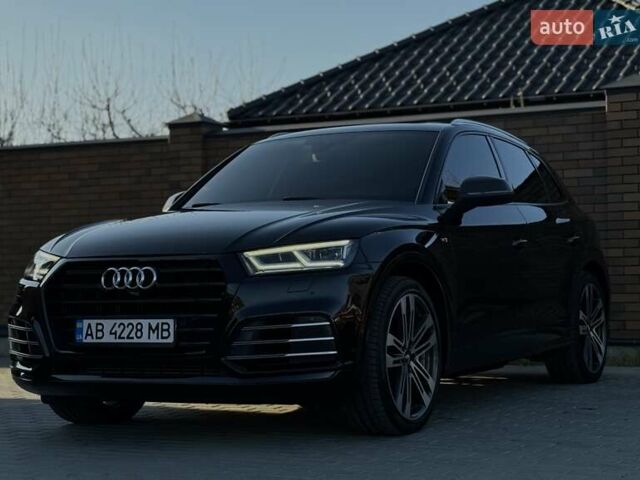 Черный Ауди SQ5, объемом двигателя 3 л и пробегом 105 тыс. км за 36300 $, фото 1 на Automoto.ua
