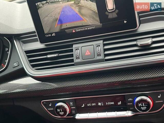 Чорний Ауді SQ5, об'ємом двигуна 3 л та пробігом 99 тис. км за 34940 $, фото 19 на Automoto.ua