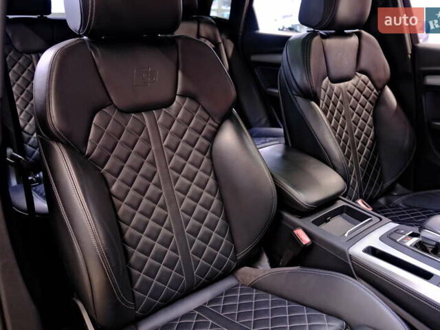Чорний Ауді SQ5, об'ємом двигуна 3 л та пробігом 83 тис. км за 31900 $, фото 50 на Automoto.ua