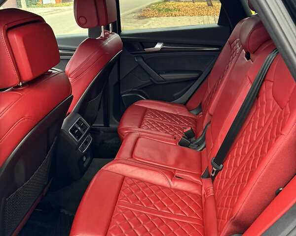 Черный Ауди SQ5, объемом двигателя 3 л и пробегом 116 тыс. км за 28000 $, фото 9 на Automoto.ua