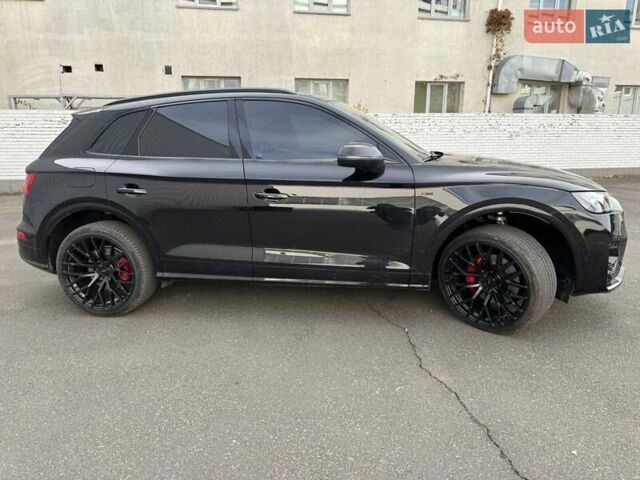 Черный Ауди SQ5, объемом двигателя 3 л и пробегом 993 тыс. км за 36000 $, фото 4 на Automoto.ua