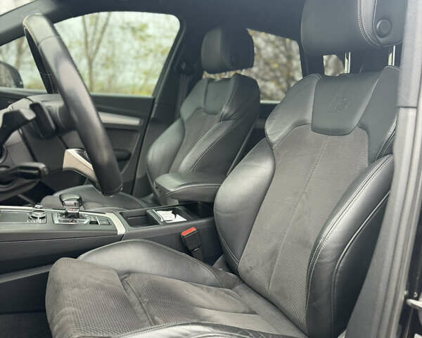 Черный Ауди SQ5, объемом двигателя 3 л и пробегом 180 тыс. км за 28000 $, фото 7 на Automoto.ua