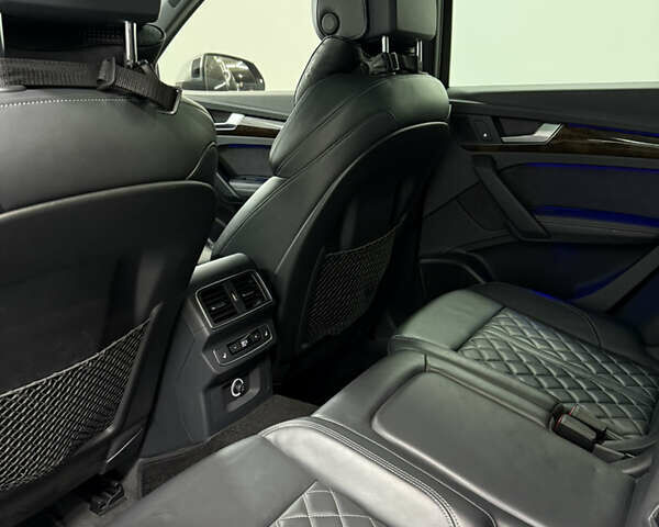 Черный Ауди SQ5, объемом двигателя 3 л и пробегом 113 тыс. км за 29400 $, фото 13 на Automoto.ua