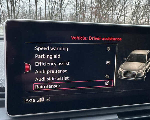 Черный Ауди SQ5, объемом двигателя 3 л и пробегом 121 тыс. км за 29200 $, фото 25 на Automoto.ua