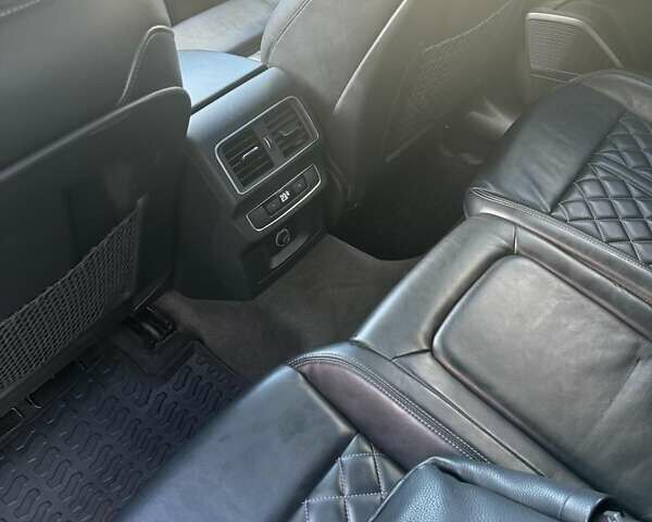 Чорний Ауді SQ5, об'ємом двигуна 3 л та пробігом 98 тис. км за 30000 $, фото 8 на Automoto.ua