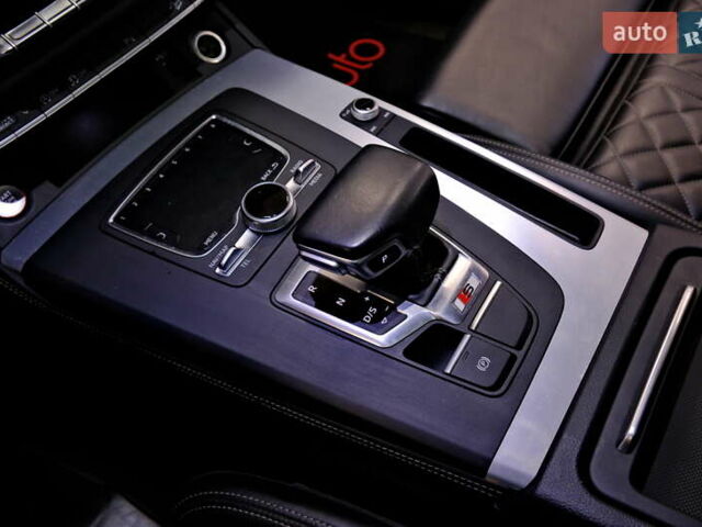 Чорний Ауді SQ5, об'ємом двигуна 3 л та пробігом 83 тис. км за 31900 $, фото 24 на Automoto.ua
