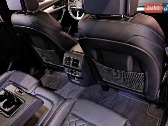 Чорний Ауді SQ5, об'ємом двигуна 3 л та пробігом 83 тис. км за 31900 $, фото 45 на Automoto.ua