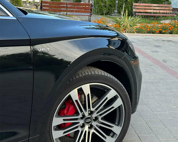 Черный Ауди SQ5, объемом двигателя 3 л и пробегом 98 тыс. км за 38000 $, фото 10 на Automoto.ua