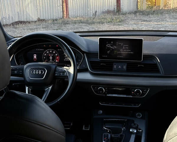 Чорний Ауді SQ5, об'ємом двигуна 3 л та пробігом 81 тис. км за 32000 $, фото 9 на Automoto.ua