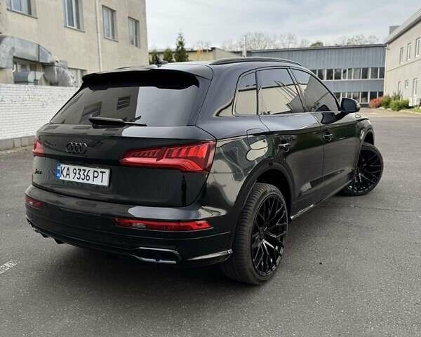 Черный Ауди SQ5, объемом двигателя 3 л и пробегом 993 тыс. км за 36000 $, фото 3 на Automoto.ua