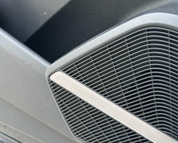 Черный Ауди SQ5, объемом двигателя 3 л и пробегом 121 тыс. км за 29200 $, фото 19 на Automoto.ua