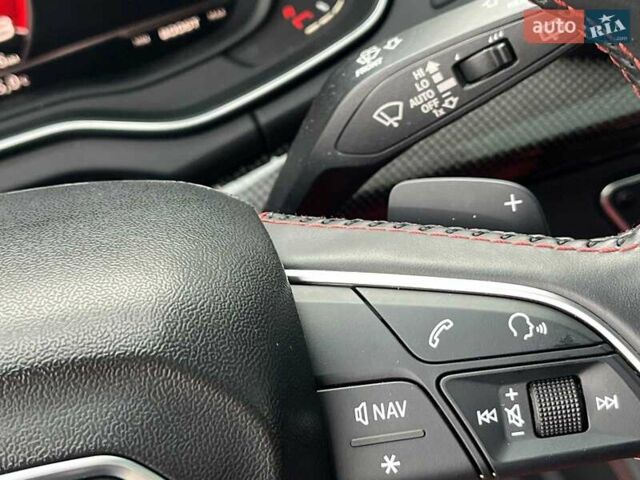 Чорний Ауді SQ5, об'ємом двигуна 3 л та пробігом 99 тис. км за 34940 $, фото 38 на Automoto.ua