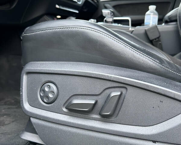 Черный Ауди SQ5, объемом двигателя 3 л и пробегом 121 тыс. км за 29200 $, фото 21 на Automoto.ua