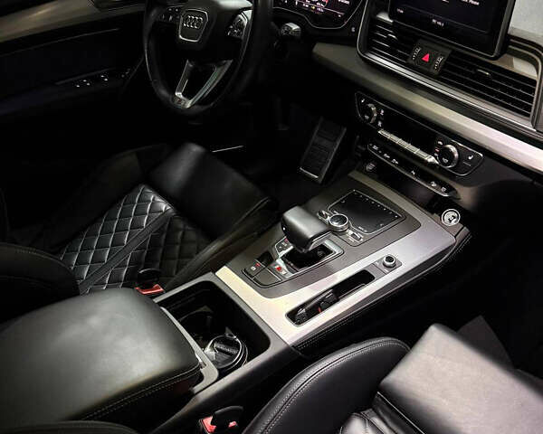 Чорний Ауді SQ5, об'ємом двигуна 3 л та пробігом 81 тис. км за 32000 $, фото 21 на Automoto.ua