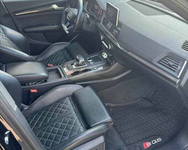 Чорний Ауді SQ5, об'ємом двигуна 3 л та пробігом 98 тис. км за 30000 $, фото 5 на Automoto.ua