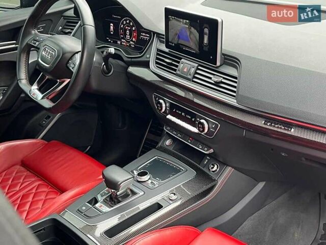 Чорний Ауді SQ5, об'ємом двигуна 3 л та пробігом 99 тис. км за 34940 $, фото 16 на Automoto.ua