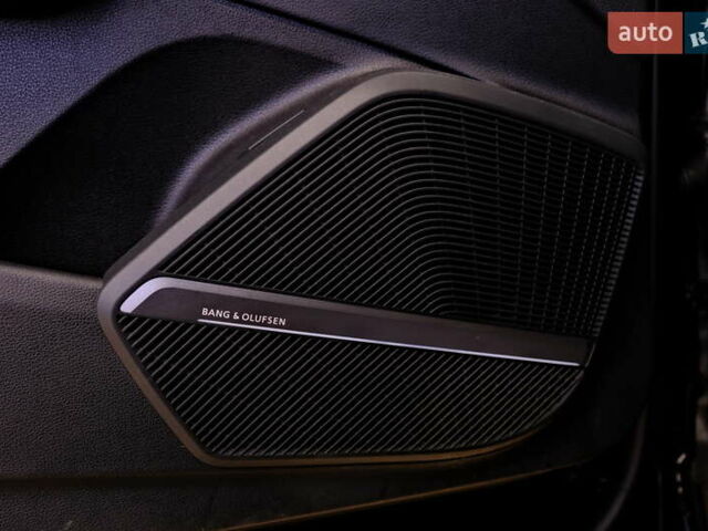 Чорний Ауді SQ5, об'ємом двигуна 3 л та пробігом 83 тис. км за 31900 $, фото 34 на Automoto.ua