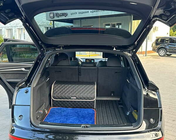 Черный Ауди SQ5, объемом двигателя 3 л и пробегом 98 тыс. км за 38000 $, фото 31 на Automoto.ua