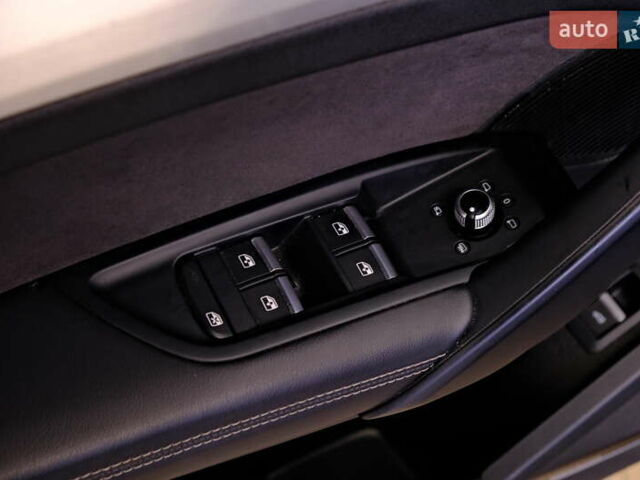 Чорний Ауді SQ5, об'ємом двигуна 3 л та пробігом 83 тис. км за 31900 $, фото 20 на Automoto.ua