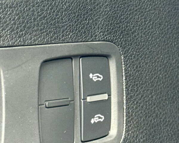 Черный Ауди SQ5, объемом двигателя 3 л и пробегом 98 тыс. км за 38000 $, фото 32 на Automoto.ua