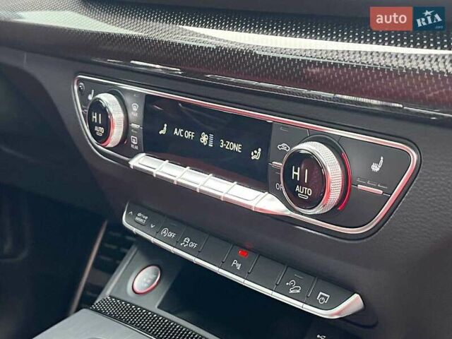 Чорний Ауді SQ5, об'ємом двигуна 3 л та пробігом 99 тис. км за 34940 $, фото 22 на Automoto.ua