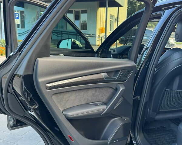 Черный Ауди SQ5, объемом двигателя 3 л и пробегом 98 тыс. км за 38000 $, фото 27 на Automoto.ua