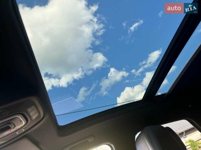 Чорний Ауді SQ5, об'ємом двигуна 3 л та пробігом 98 тис. км за 30000 $, фото 16 на Automoto.ua