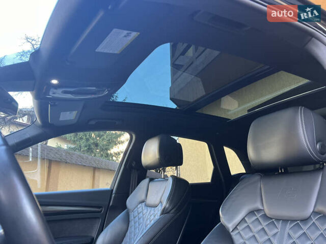 Черный Ауди SQ5, объемом двигателя 3 л и пробегом 95 тыс. км за 33300 $, фото 7 на Automoto.ua