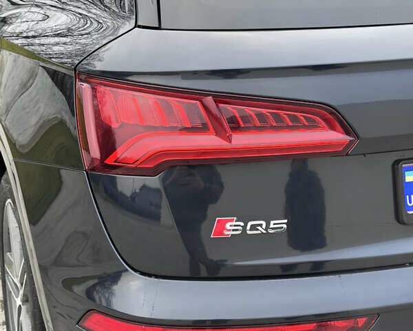 Черный Ауди SQ5, объемом двигателя 3 л и пробегом 121 тыс. км за 29200 $, фото 8 на Automoto.ua