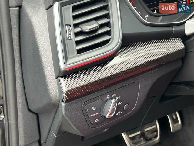 Чорний Ауді SQ5, об'ємом двигуна 3 л та пробігом 99 тис. км за 34940 $, фото 34 на Automoto.ua