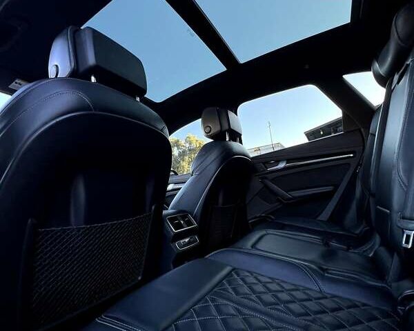 Черный Ауди SQ5, объемом двигателя 3 л и пробегом 210 тыс. км за 33500 $, фото 25 на Automoto.ua
