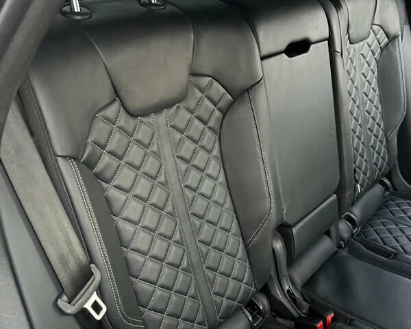 Черный Ауди SQ5, объемом двигателя 3 л и пробегом 97 тыс. км за 39500 $, фото 35 на Automoto.ua