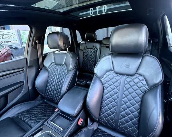 Черный Ауди SQ5, объемом двигателя 3 л и пробегом 210 тыс. км за 33500 $, фото 45 на Automoto.ua
