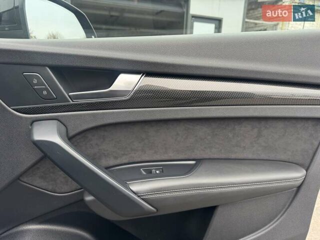 Черный Ауди SQ5, объемом двигателя 3 л и пробегом 69 тыс. км за 31900 $, фото 75 на Automoto.ua