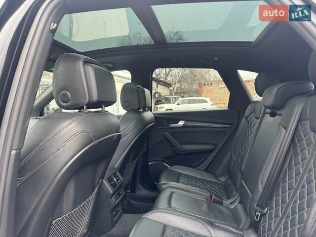 Черный Ауди SQ5, объемом двигателя 3 л и пробегом 69 тыс. км за 31900 $, фото 56 на Automoto.ua