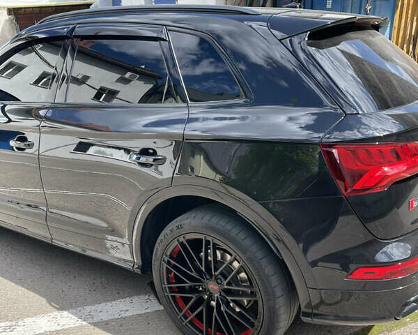 Чорний Ауді SQ5, об'ємом двигуна 3 л та пробігом 93 тис. км за 46880 $, фото 4 на Automoto.ua