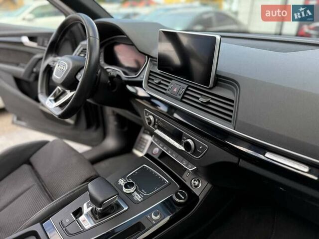 Чорний Ауді SQ5, об'ємом двигуна 2.97 л та пробігом 149 тис. км за 44800 $, фото 19 на Automoto.ua