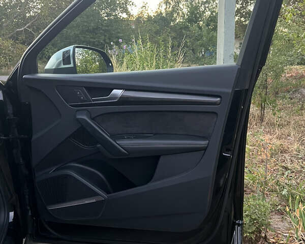 Черный Ауди SQ5, объемом двигателя 3 л и пробегом 97 тыс. км за 39500 $, фото 44 на Automoto.ua