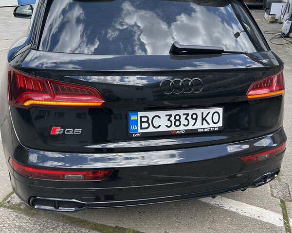 Чорний Ауді SQ5, об'ємом двигуна 3 л та пробігом 93 тис. км за 46880 $, фото 27 на Automoto.ua