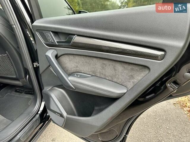 Чорний Ауді SQ5, об'ємом двигуна 3 л та пробігом 128 тис. км за 39950 $, фото 52 на Automoto.ua
