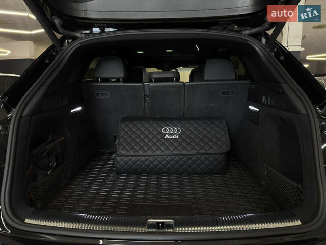 Черный Ауди SQ5, объемом двигателя 3 л и пробегом 75 тыс. км за 35499 $, фото 10 на Automoto.ua