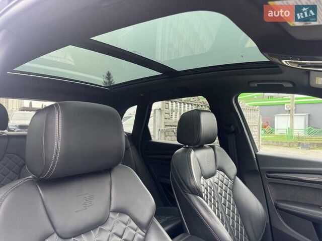 Черный Ауди SQ5, объемом двигателя 3 л и пробегом 69 тыс. км за 31900 $, фото 83 на Automoto.ua