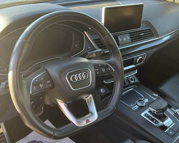 Черный Ауди SQ5, объемом двигателя 3 л и пробегом 97 тыс. км за 39500 $, фото 50 на Automoto.ua