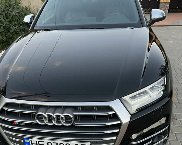 Черный Ауди SQ5, объемом двигателя 3 л и пробегом 97 тыс. км за 39500 $, фото 1 на Automoto.ua