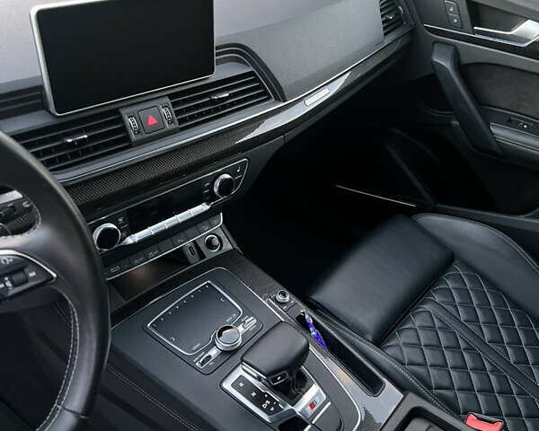 Черный Ауди SQ5, объемом двигателя 3 л и пробегом 97 тыс. км за 39500 $, фото 26 на Automoto.ua