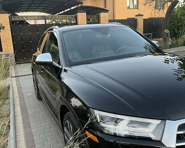 Черный Ауди SQ5, объемом двигателя 3 л и пробегом 97 тыс. км за 39500 $, фото 4 на Automoto.ua