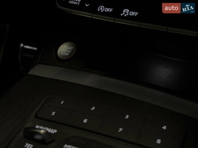 Черный Ауди SQ5, объемом двигателя 3 л и пробегом 75 тыс. км за 35499 $, фото 16 на Automoto.ua